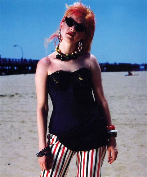 cindi lauper nude|Stunning Photos of Cyndi Lauper at Coney Island For Her Album。